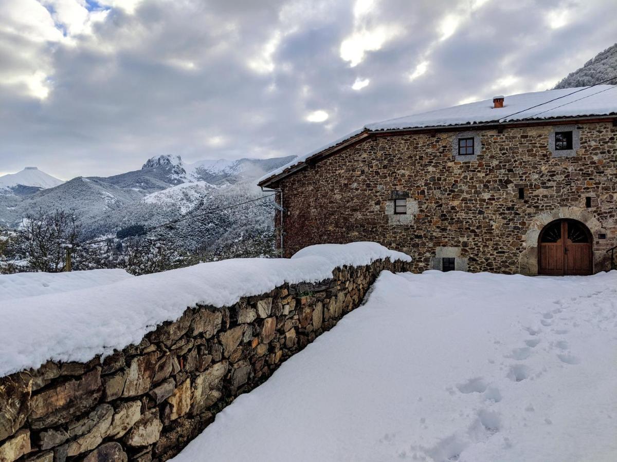 Olmares Apartamento Picos De Europa Pesaguero-La Parte Exterior foto